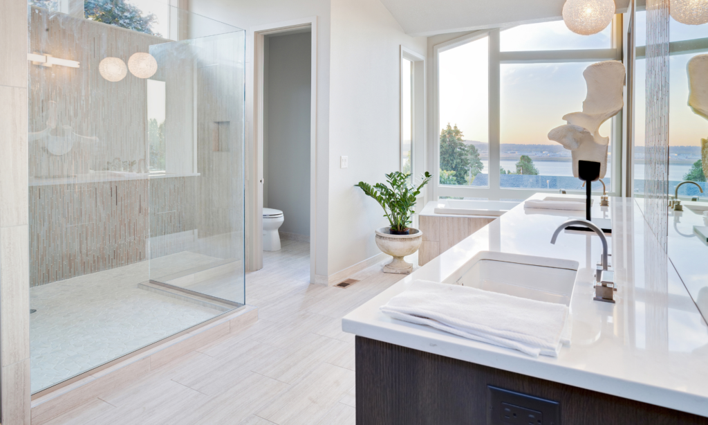 5 Easy Bathroom Cleaning Hacks for Busy Homeowners