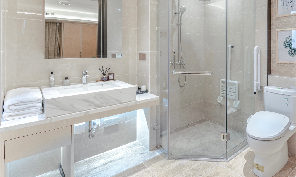 Top Glass Cleaners for Bathrooms That Actually Work